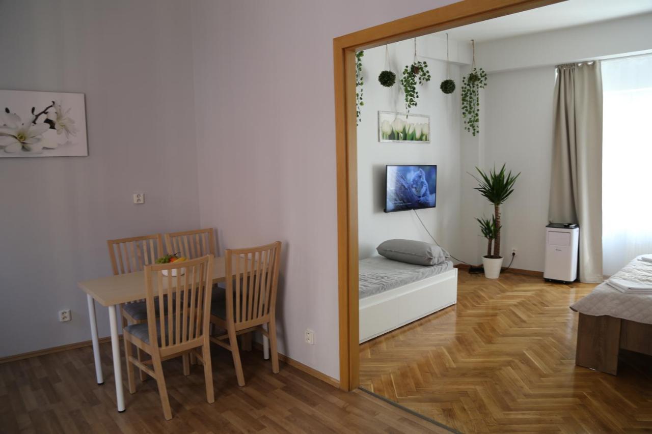 Charles Square Apartments Prague Extérieur photo